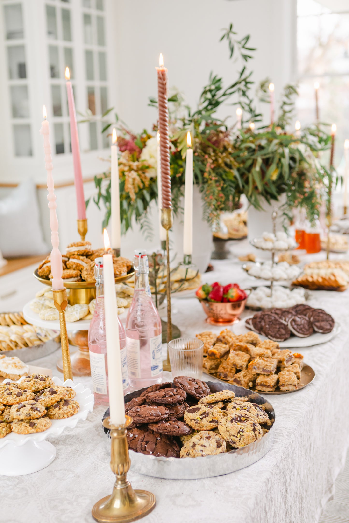 Let’s Eat Cookies: A Collection of the Best Cookie Recipes by Maria Lichty